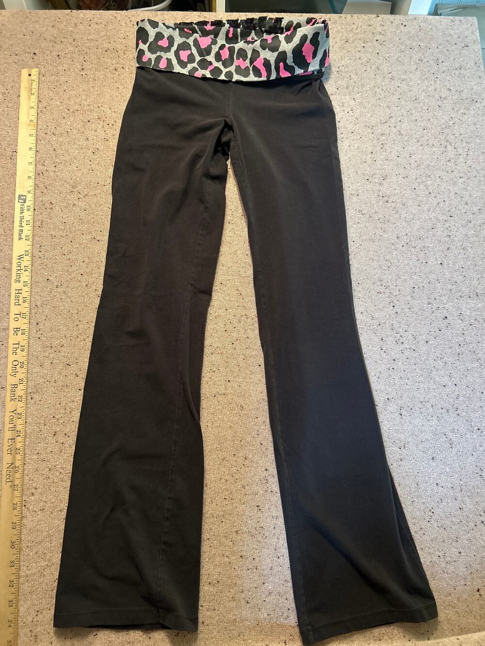 Victoria's Secret Pink Yoga Black Bootcut Leopard Fold Over Spell Out Small Y2K